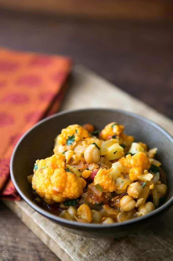 Cauliflower Chickpea Curry