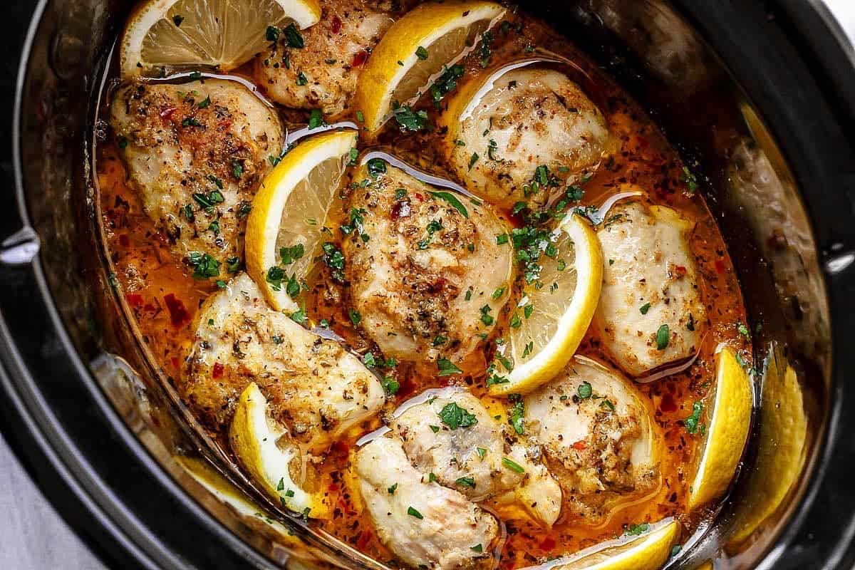 Slow cooker poultry and garlic recipe