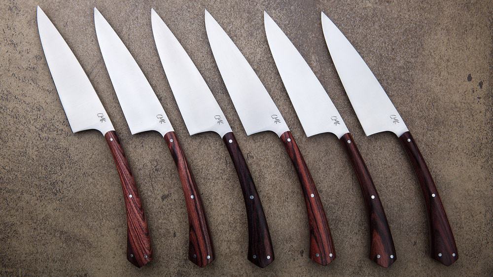 cleaning steak knives