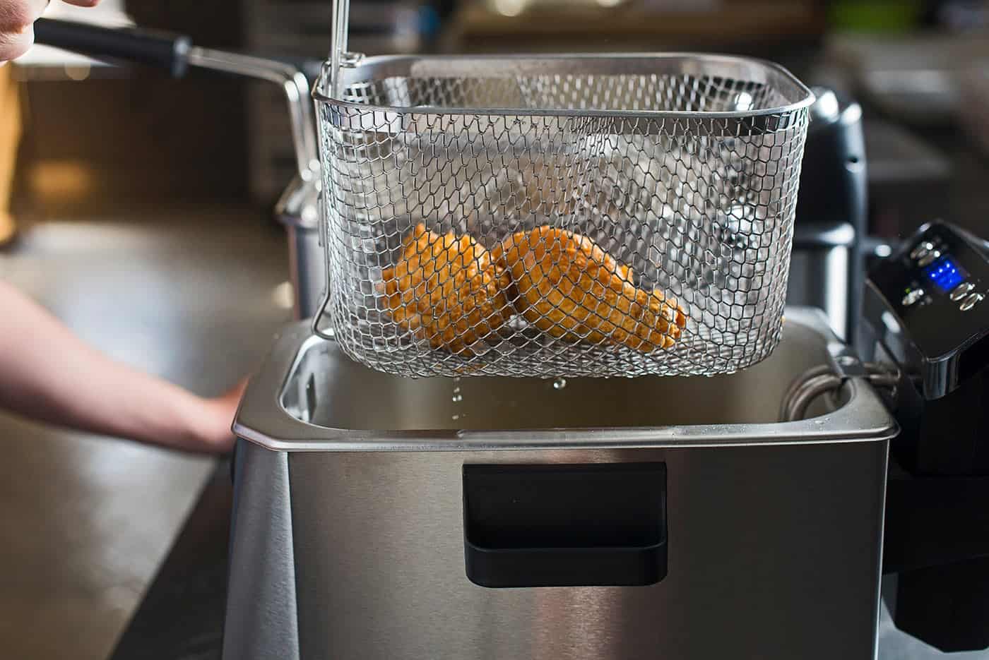 How to Use a Deep Fryer