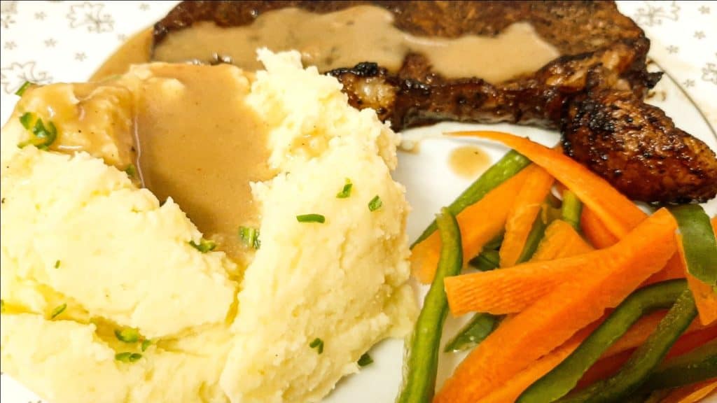 Turnip Mash and Veggie Dinner Plate