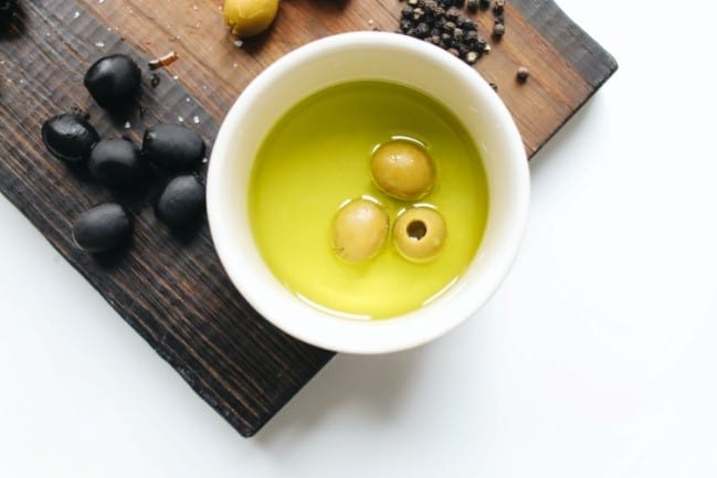 Green and black olives as capers’ substitutes