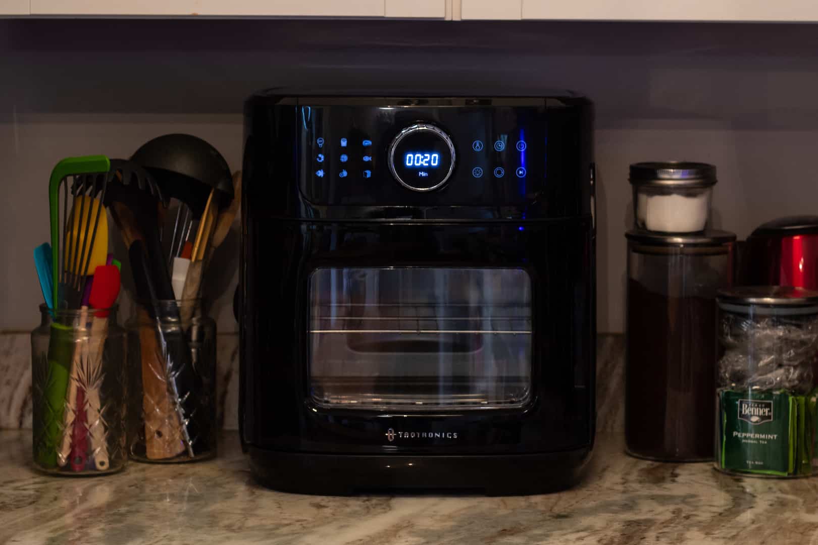 Like new Air Fryer Oven 13 Quart - appliances - by owner - sale