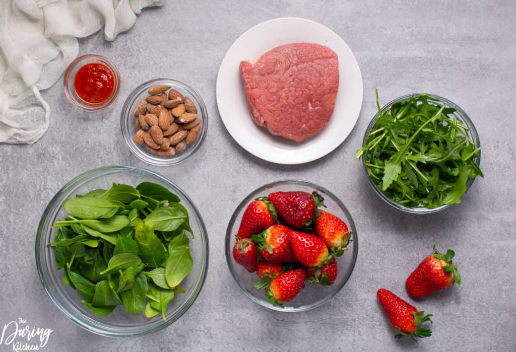 Steak strawberry salad ingredients