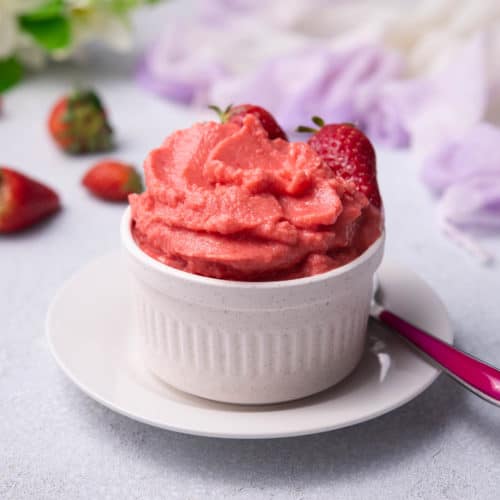 Strawberry Frozen Yogurt