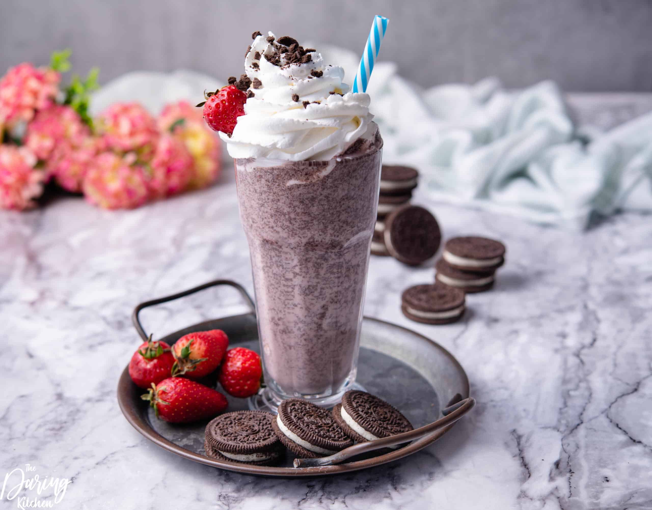  Strawberry Oreo Milkshake