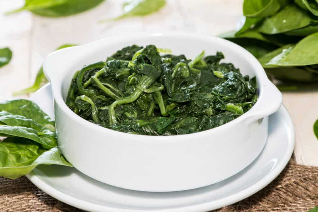 Fresh Spinach vs. Frozen Spinach vs. Canned Spinach: What's the Difference? - Daring Kitchen