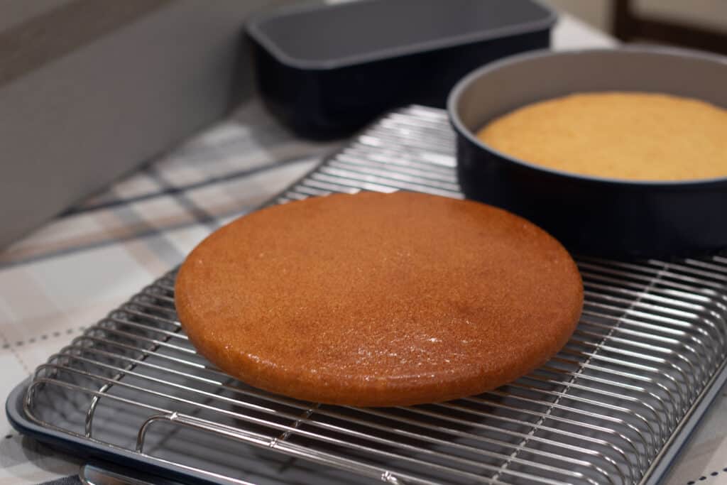 Caraway Black Muffin Pan | Non-Toxic, Non-Stick, Ceramic